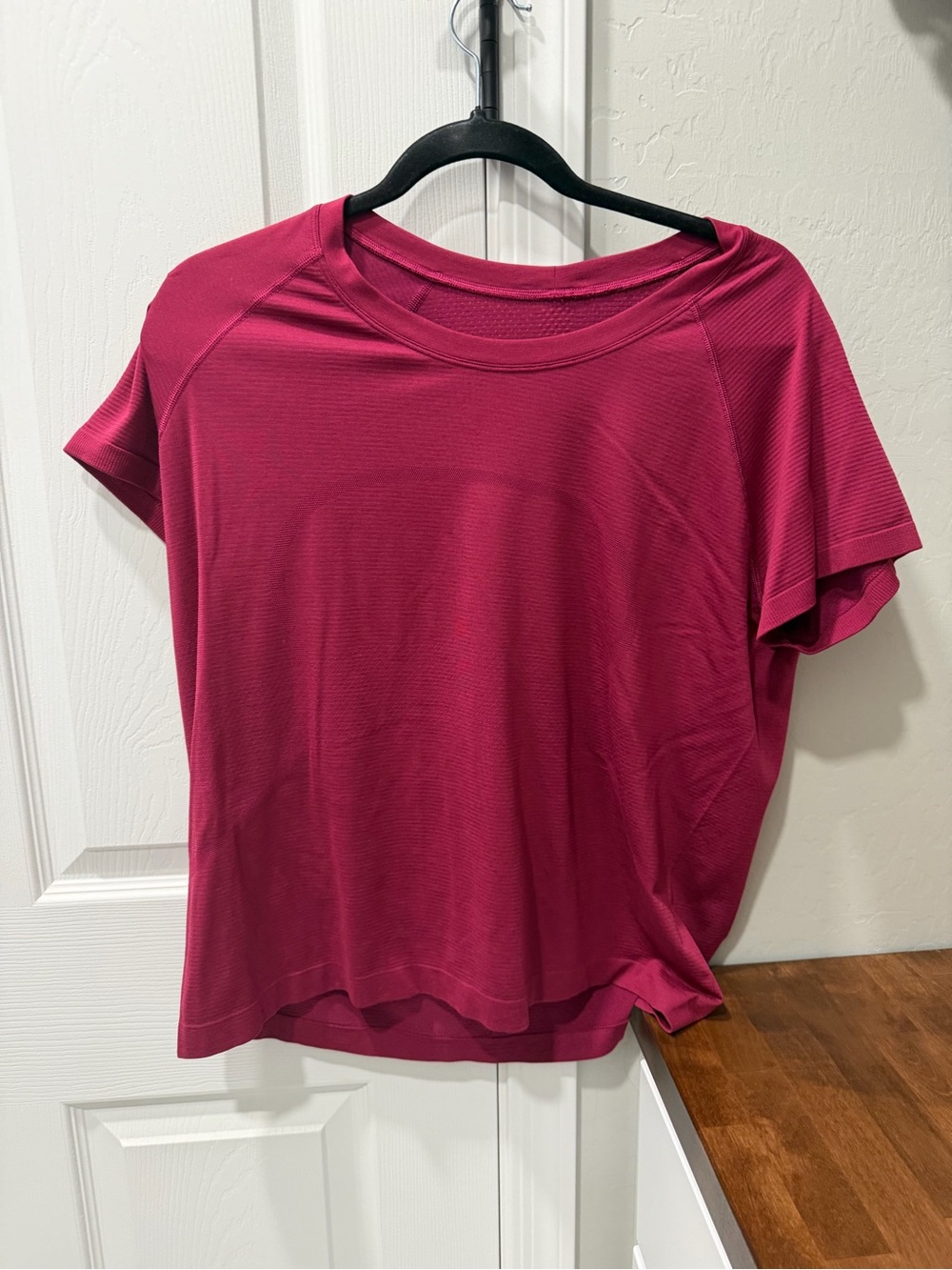 Lululemon Women's Magenta Short Sleeve Top